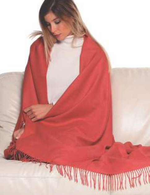Manta melange roja tejida en lana de baby alpaca de Perú